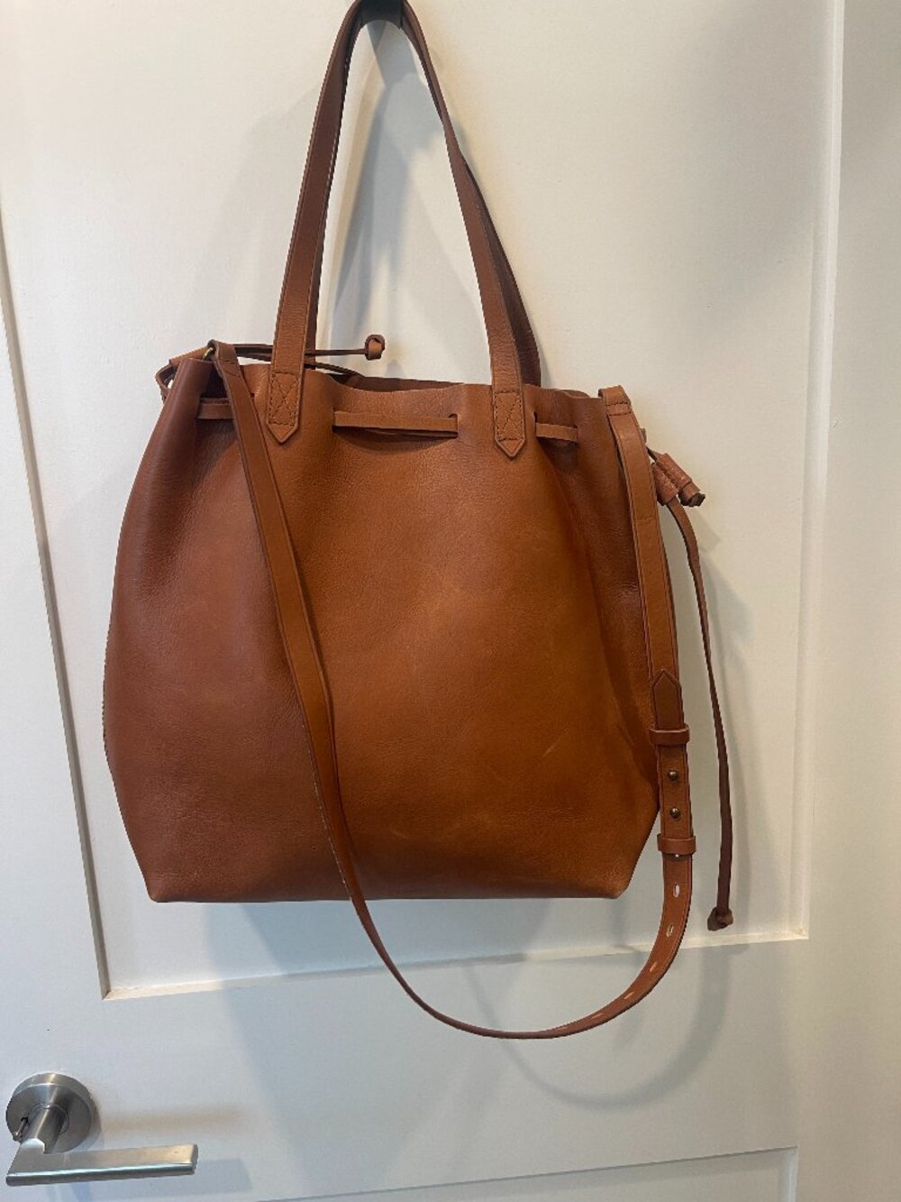 Madewell Transport Leather Drawstring Hobo Bag